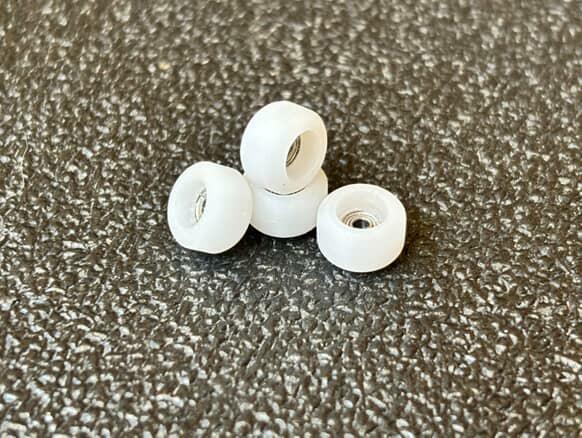 classic wide Raw white