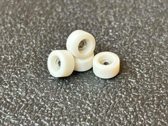 slim Dust white